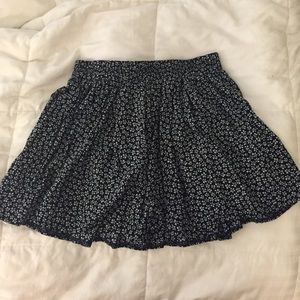 BRANDY MELVILLE SKIRT