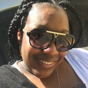 Meet your Posher, Shamara