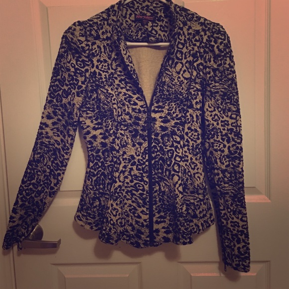 Betsey Johnson leopard blazer