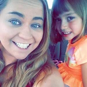 Meet your Posher, Carly