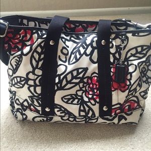 ✨SOLD Coach Daisy Floral Graffiti Tote