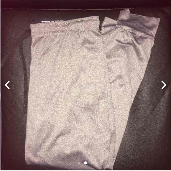 ❌SOLD❌VS PINK Ultimate Gym Pant - Picture 2 of 3