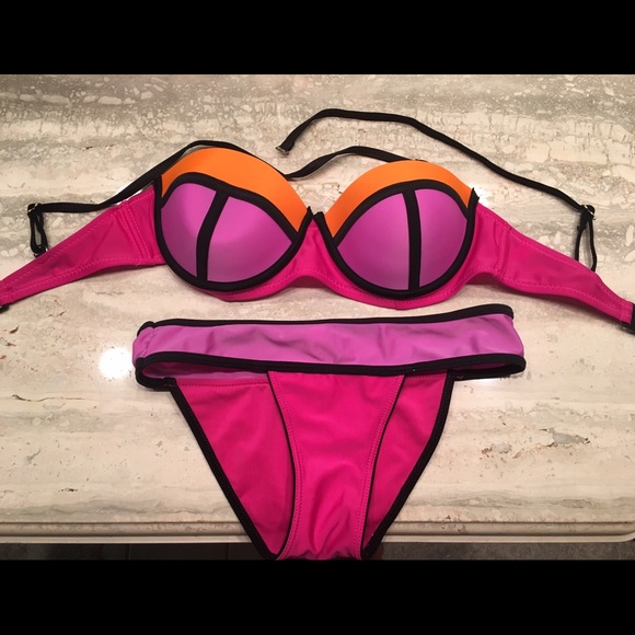 Bathing suit