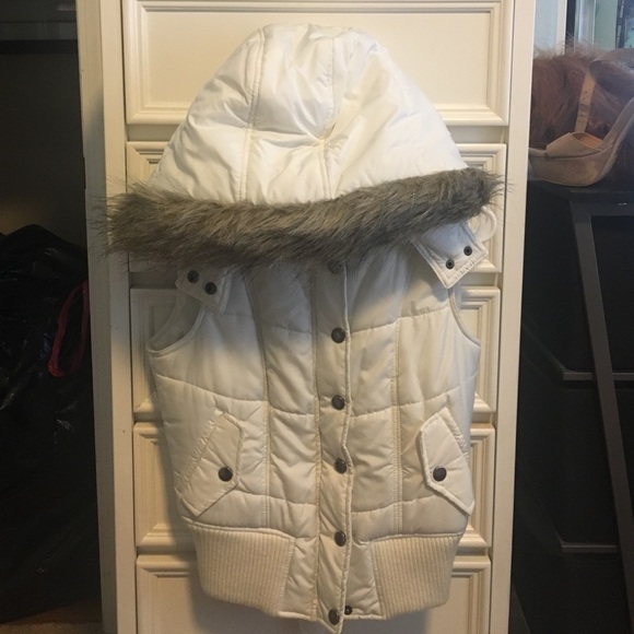 Fur vest
