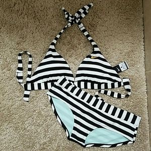 Nike Two Piece Swimsuits-Size Medium 8
