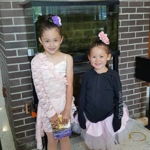 Meet your Posher, Rona