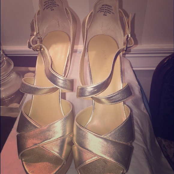 NineWest Metallic Gold Wedge Sandals