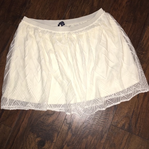 American Eagle skirt!