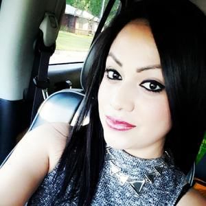 Meet your Posher, Carla