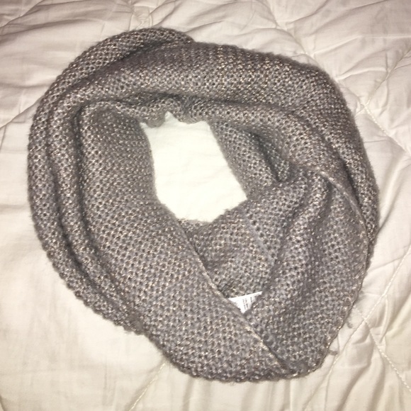 H&M scarf