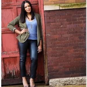 Meet your Posher, Candace