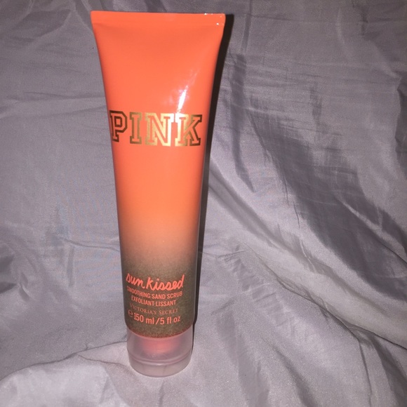 smoothing sun kissed sand scrub🌴