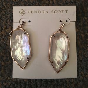 Kendra Scott Palmer earrings