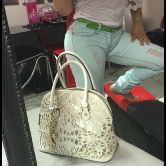 Spring Hand Bag Only 2 Time Used - image 2