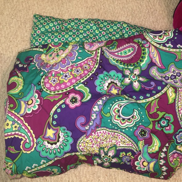 Vera Bradley Comforter and Matching picture frame! - Picture 2 of 4