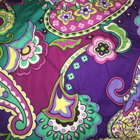Vera Bradley Comforter and Matching picture frame! - Picture 3 of 4
