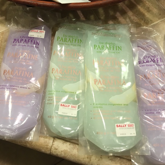 Lavender and Eucalyptus Paraffine treatment.