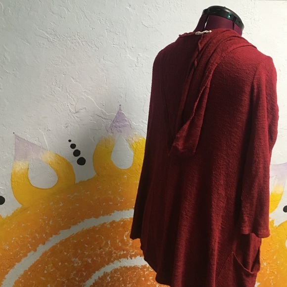 Red jacket - Picture 2 of 2