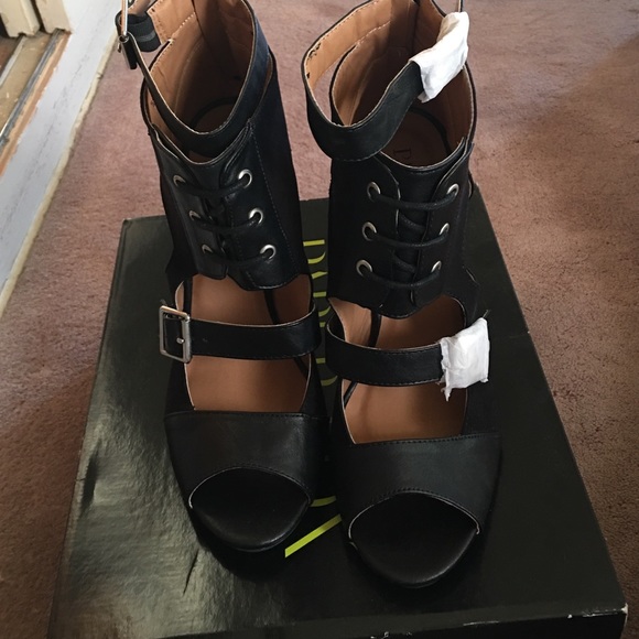 Black chunky heel - Picture 2 of 4