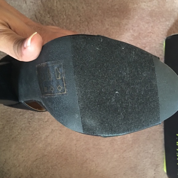 Black chunky heel - Picture 4 of 4