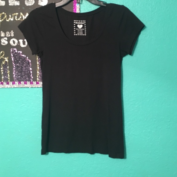 Plain black dressy tshirt