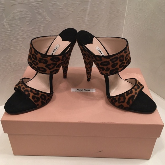 Miu Miu Leopard print calf hair mules - Picture 3 of 3