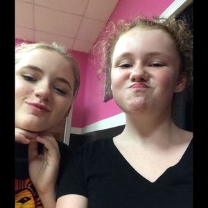 Meet your Posher, Katelyn