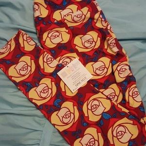 OS Disney roses leggings