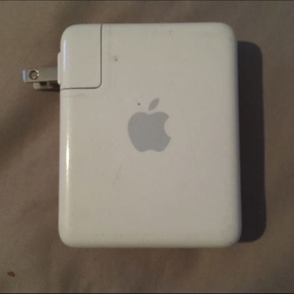 Apple Charger Outlet - Picture 3 of 3