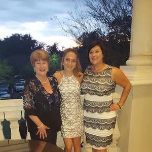 Meet your Posher, Christi