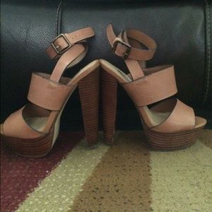 brown leather Steve Madden chunky heels