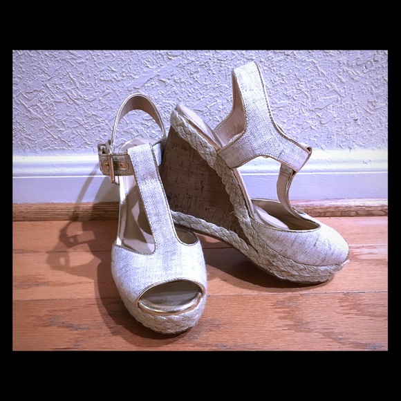 NEW Antonio Melani Wedge