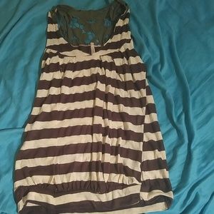 Rue 21 bubble lace back tank top