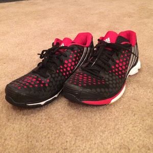 Adidas tennis shoes size 10