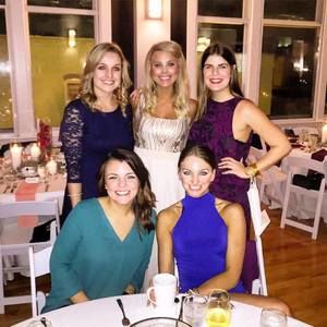 Meet your Posher, Noha