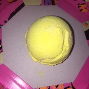 fizzbanger bath bomb