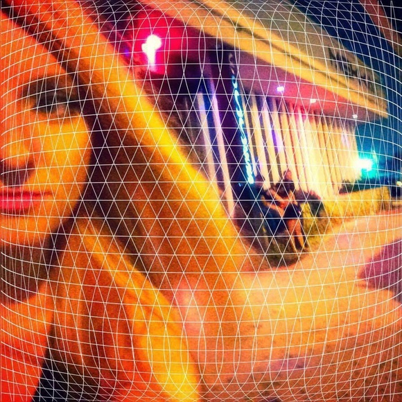 MEET YOUR POSHER! Nicki - Picture 3 of 4