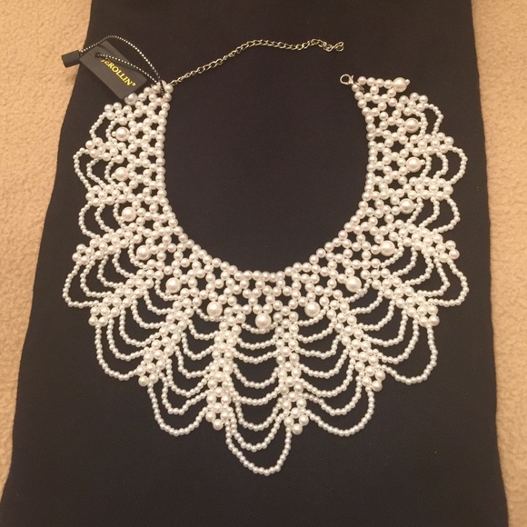 Handmade White Pearl Cluster Necklace