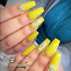 Meet your Posher, Alicia