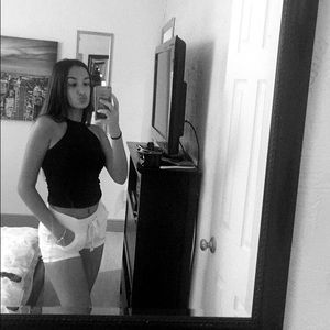 Meet your Posher, Veronica