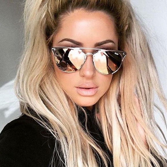 LAST ONE Quay Gemini Sunglasses Rose Gold - Picture 2 of 2