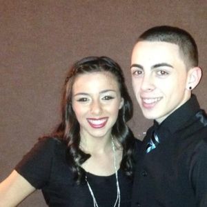 Meet your Posher, Danielle