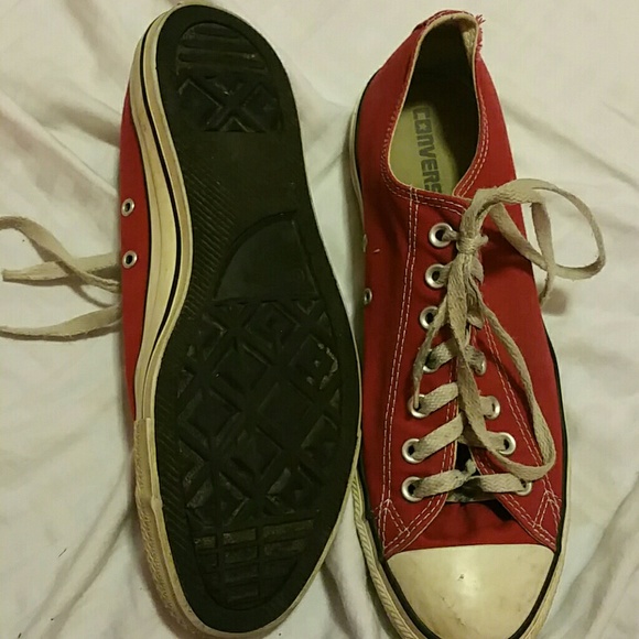 Converse - Picture 2 of 3