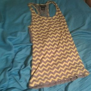Sexy zigzaggy like new rue21 tank top