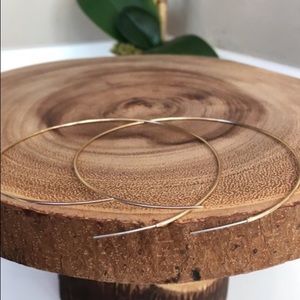 THIN & LIGHT ENDLESS GOLD "PERFECTION" HOOPS 🙌🏼