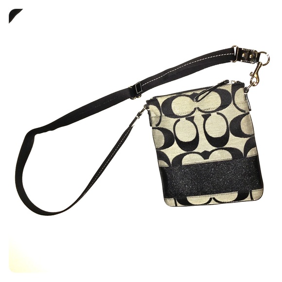 Coach crossbody purse