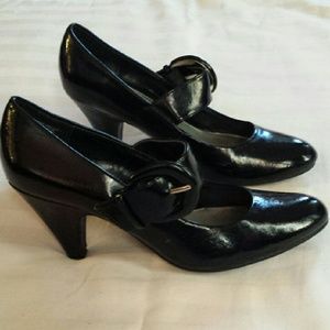 Jaclyn Smith black Mary Jane dress pumps