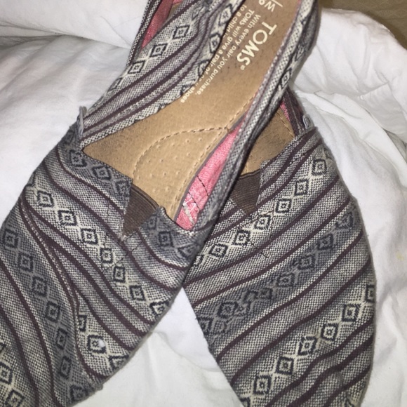 TOMS