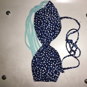 Abercrombie matching biking top and bottom