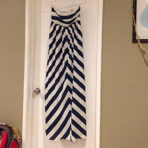 Striped strapless dress